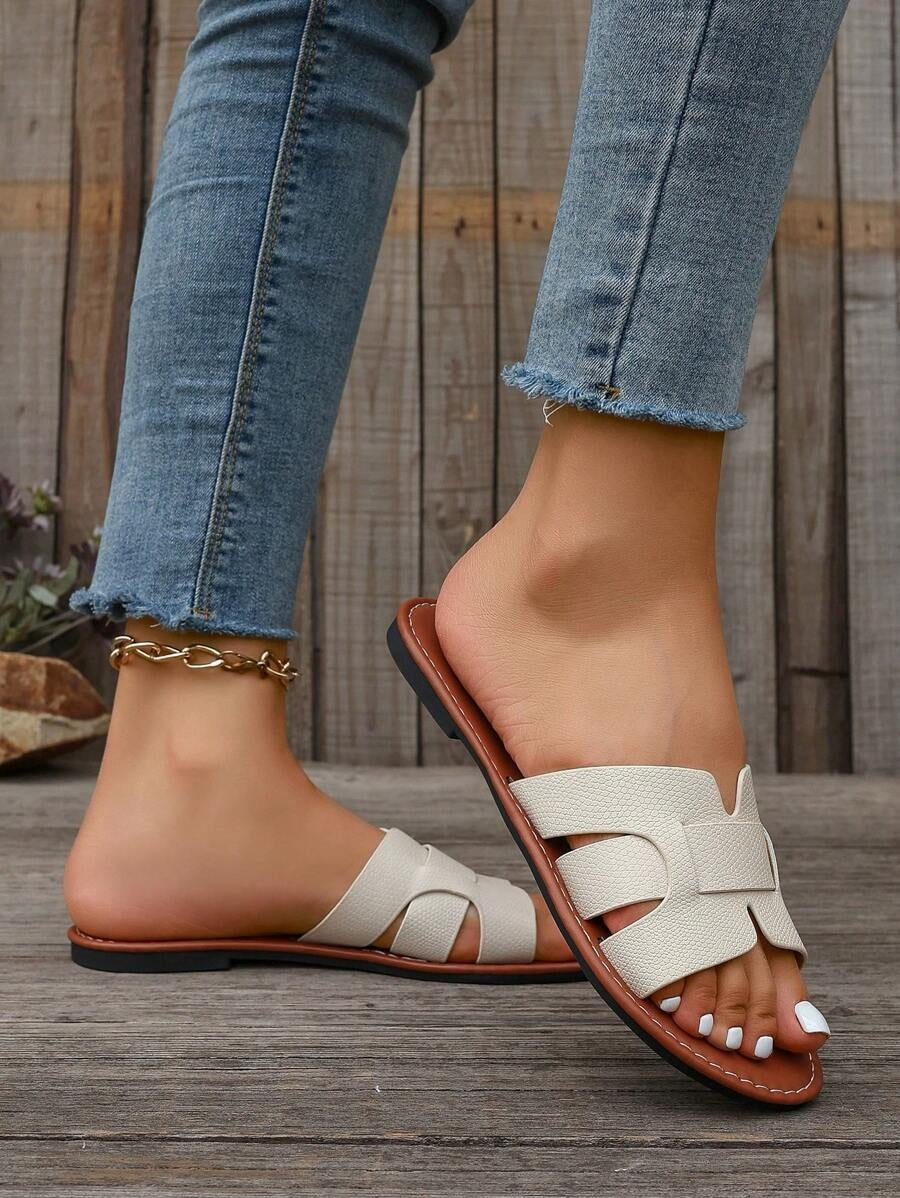 SHEIN شبشب مسطح كاجوال بطراز كوري بلون بيج