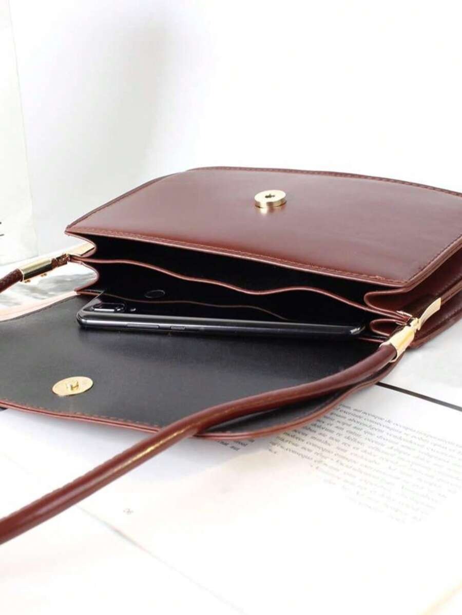 SHEIN حقيبة كتف بنية بطبعة التماسيح الأنيقة