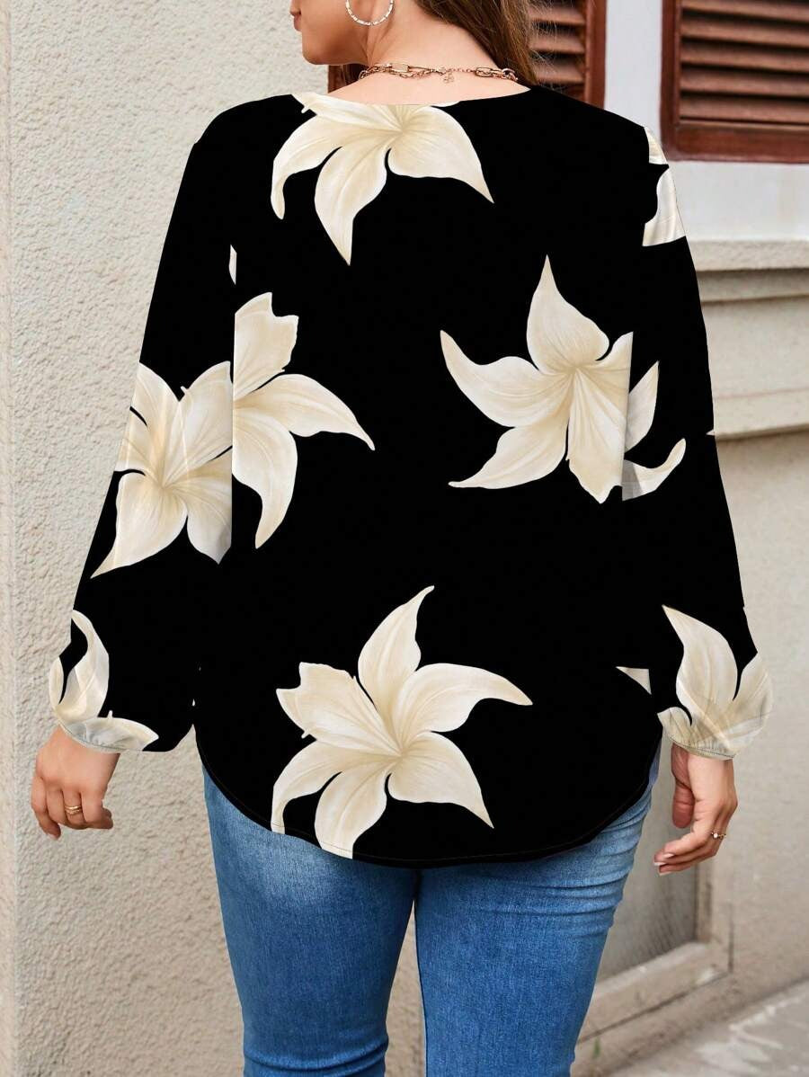 SHEIN بلوزة  بطبعة زهور ملونة فضفاضة