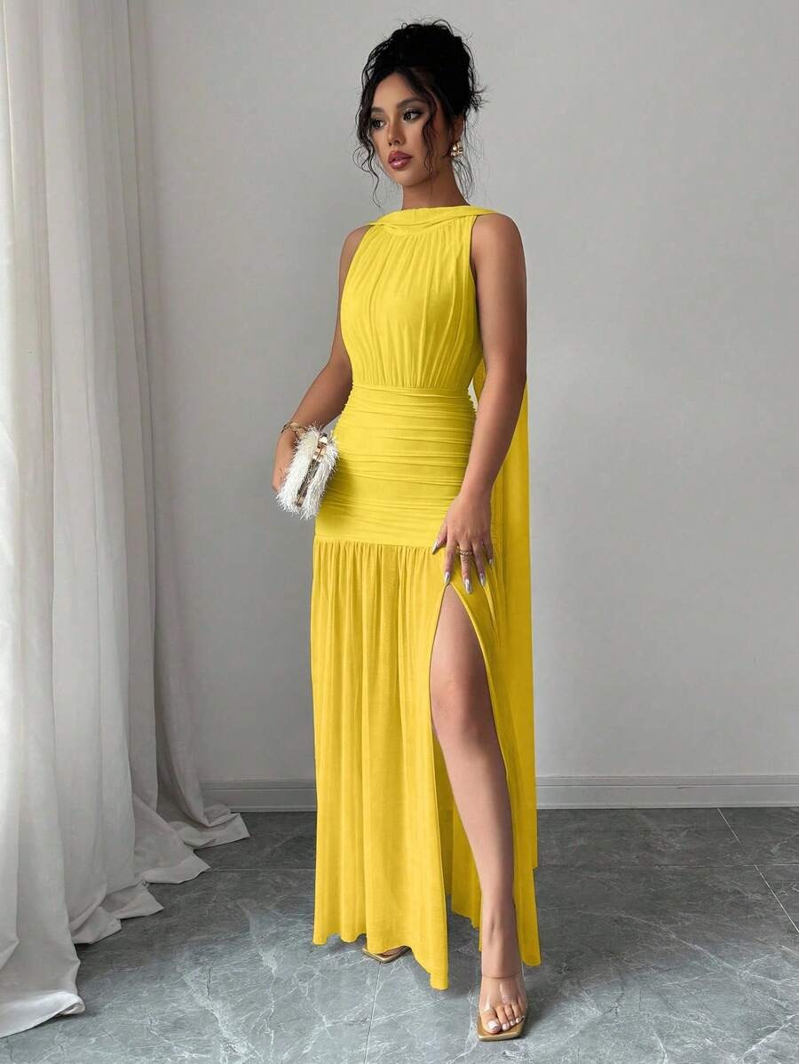 SHEIN Elenzga فستان اصفر بدون أكمام وظهر مكشوف