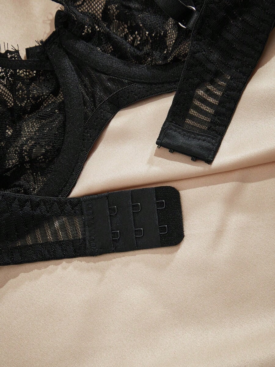SHEIN صدرية دانتيل أزهار