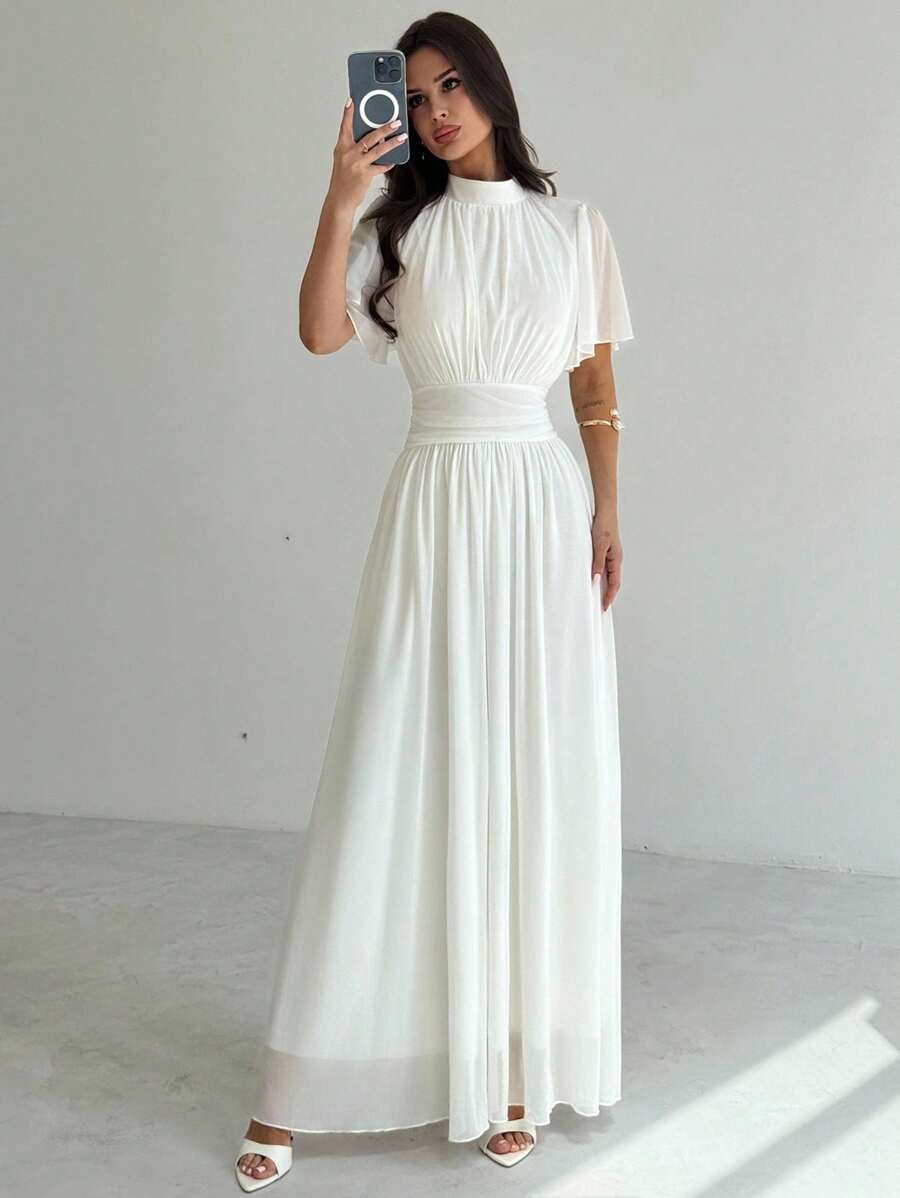 SHEIN Firerie فستان أبيض ناعم واسع و أنيق