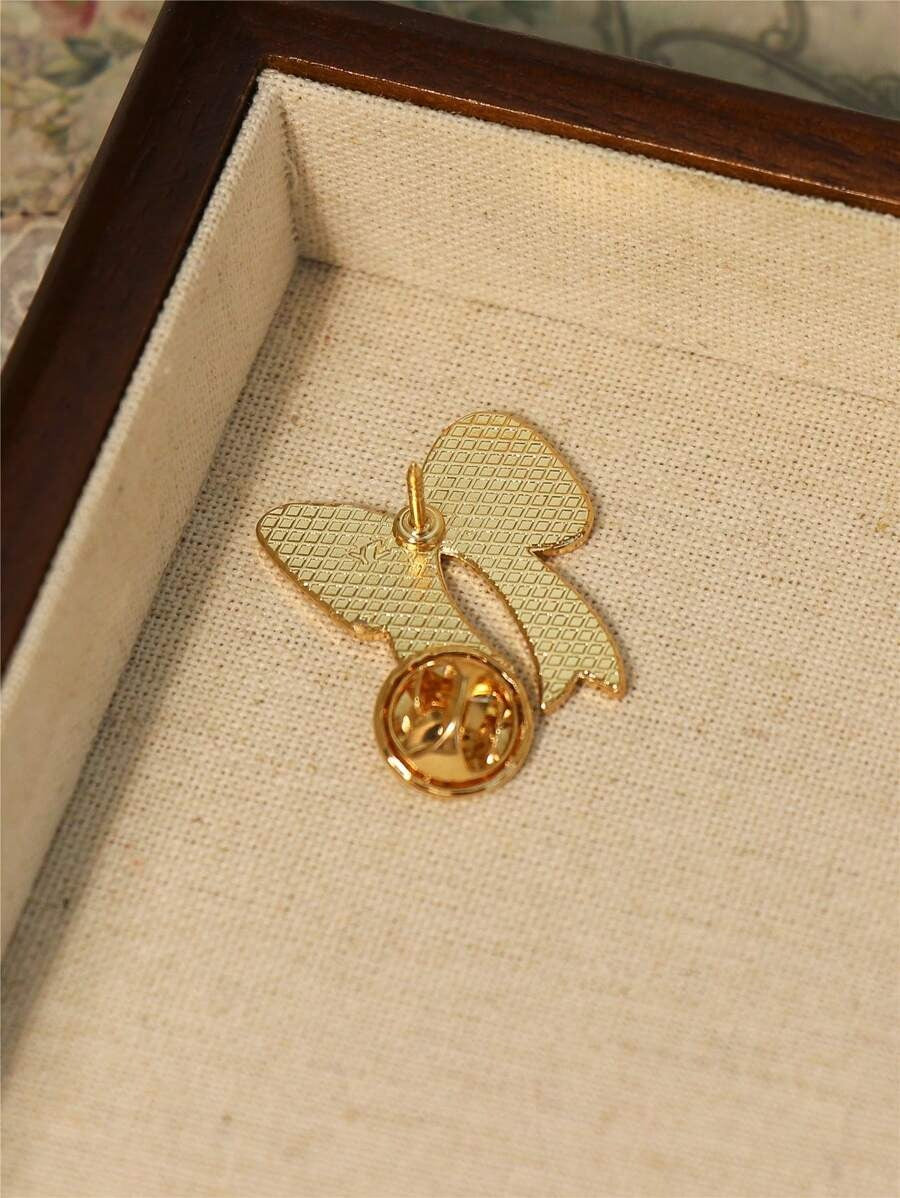 SHEIN Yuan Shuo بروش فراشة وردية للحقيبة أو الملابس