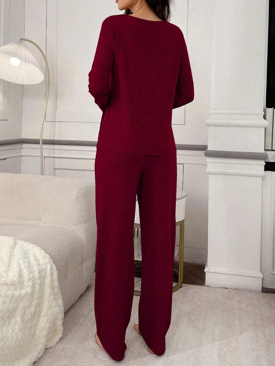 SHEIN Doze Lane طقم بيجامة حمراء من قطعتين