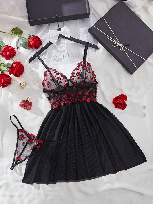 SHEIN فستان نوم شفاف أبيض بتطريز دانتيل ناعم
