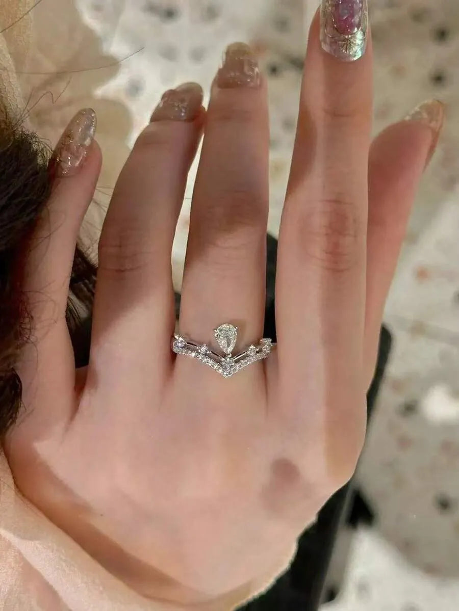 SHEIN خاتم أنيق مرصع بالألماس للنساء