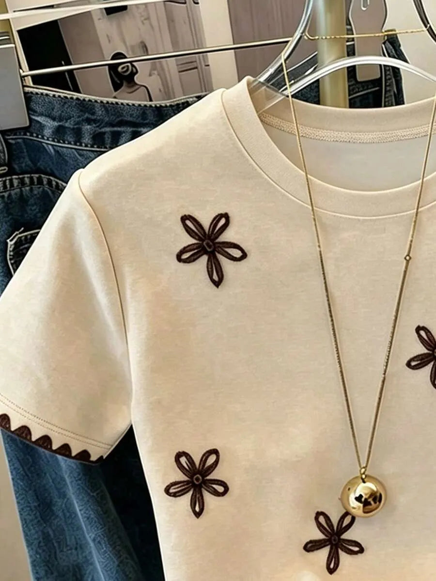 SHEIN تي شيرت نسائي كاجوال بطبعة زهور وتطريز أطراف