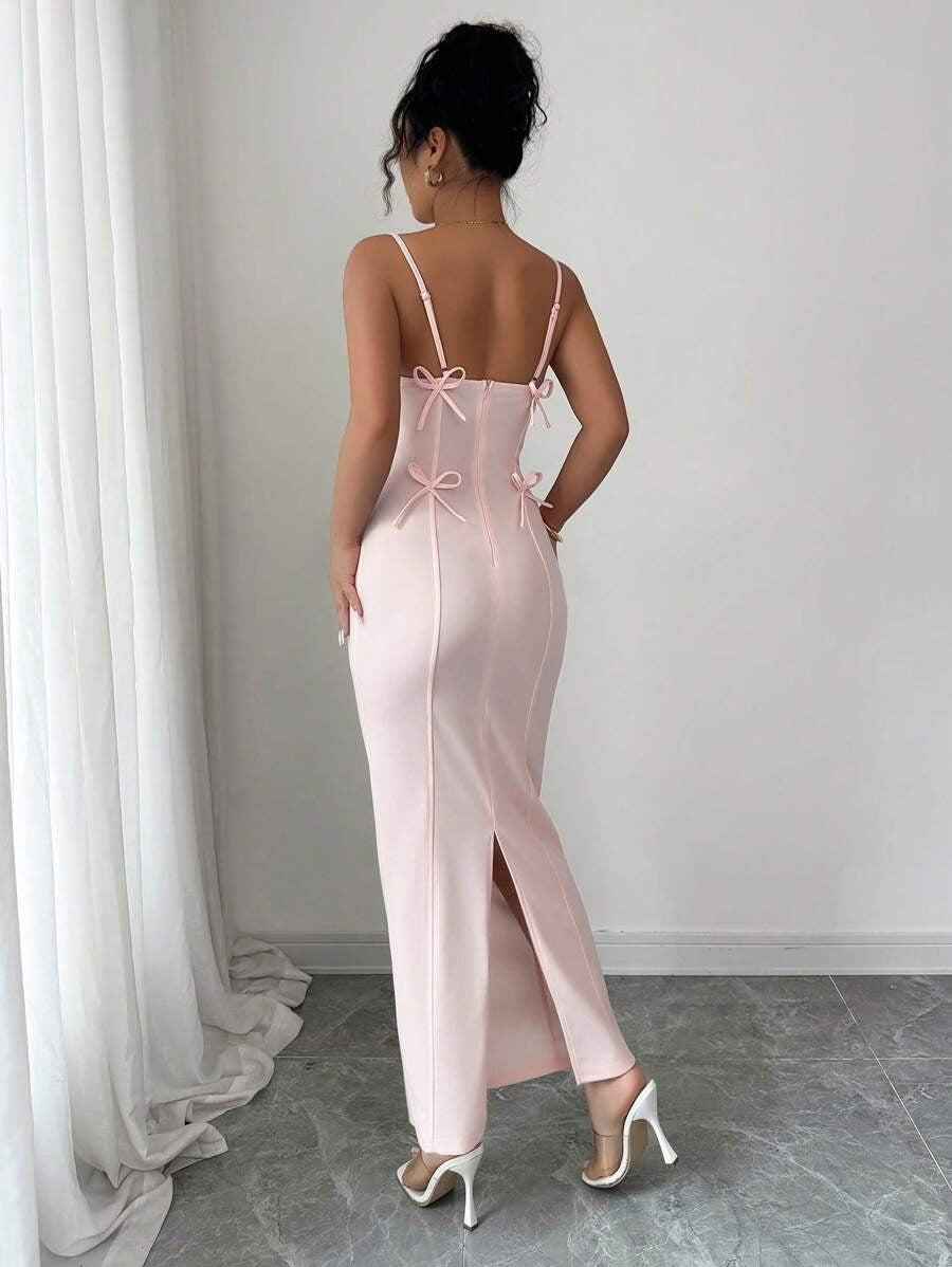 SHEIN Elenzga  فستان ناعم بلون وردي هادي و شكل الفيونكة