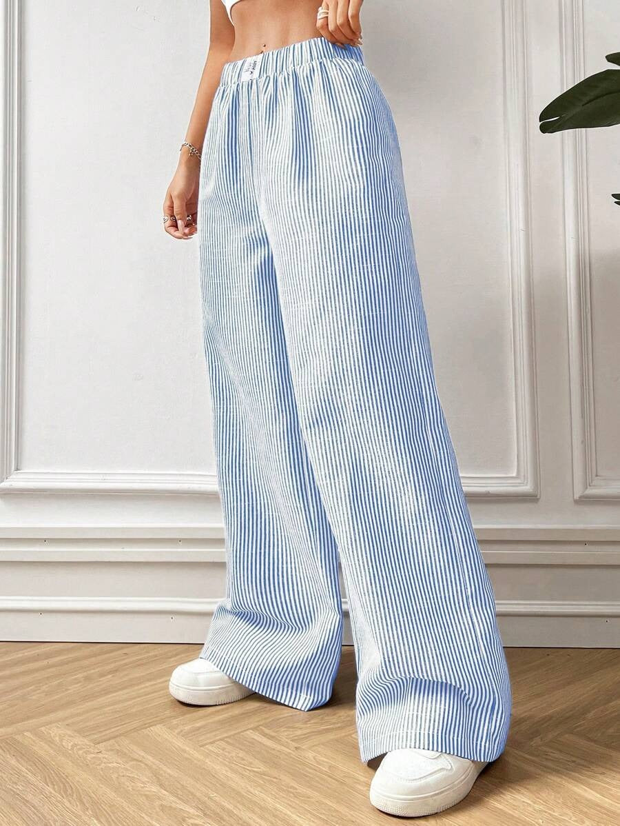 SHEIN EZwear  بنطلون ترندي بخطوط زرقاء