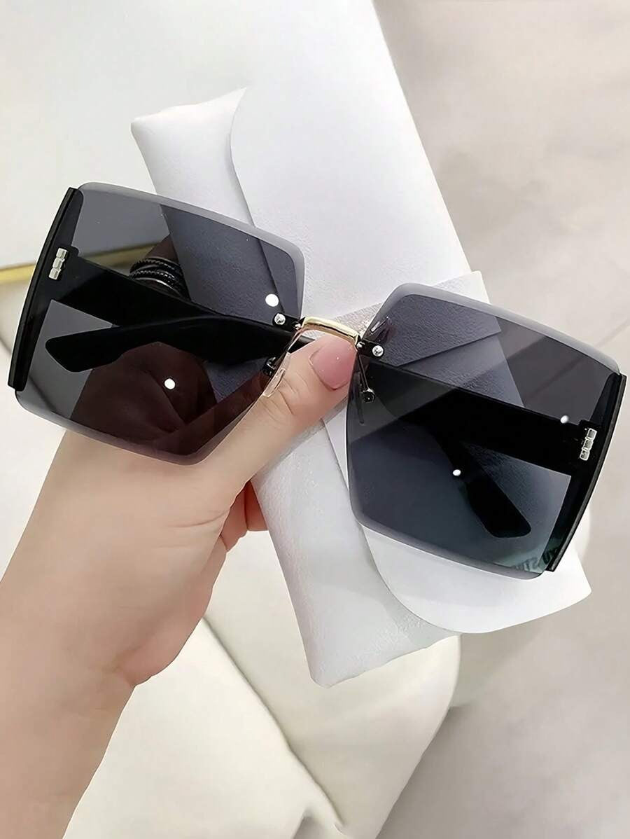 SHEIN نظارات نسائية كبيرة موديل ترندي