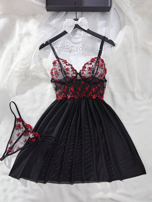 SHEIN فستان نوم شفاف أبيض بتطريز دانتيل ناعم