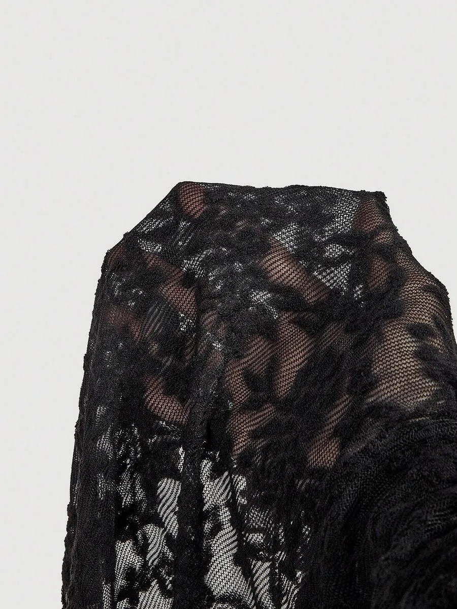 SHEIN تنورة دانتيل سوداء بقصة ذيل السمكة وحافة مائلة غير متناظرة