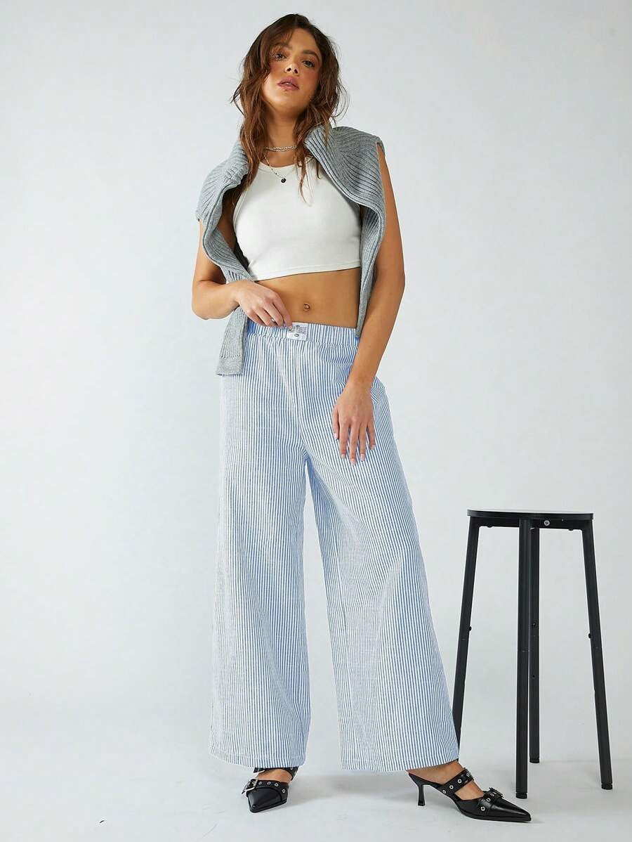 SHEIN EZwear  بنطلون ترندي بخطوط زرقاء
