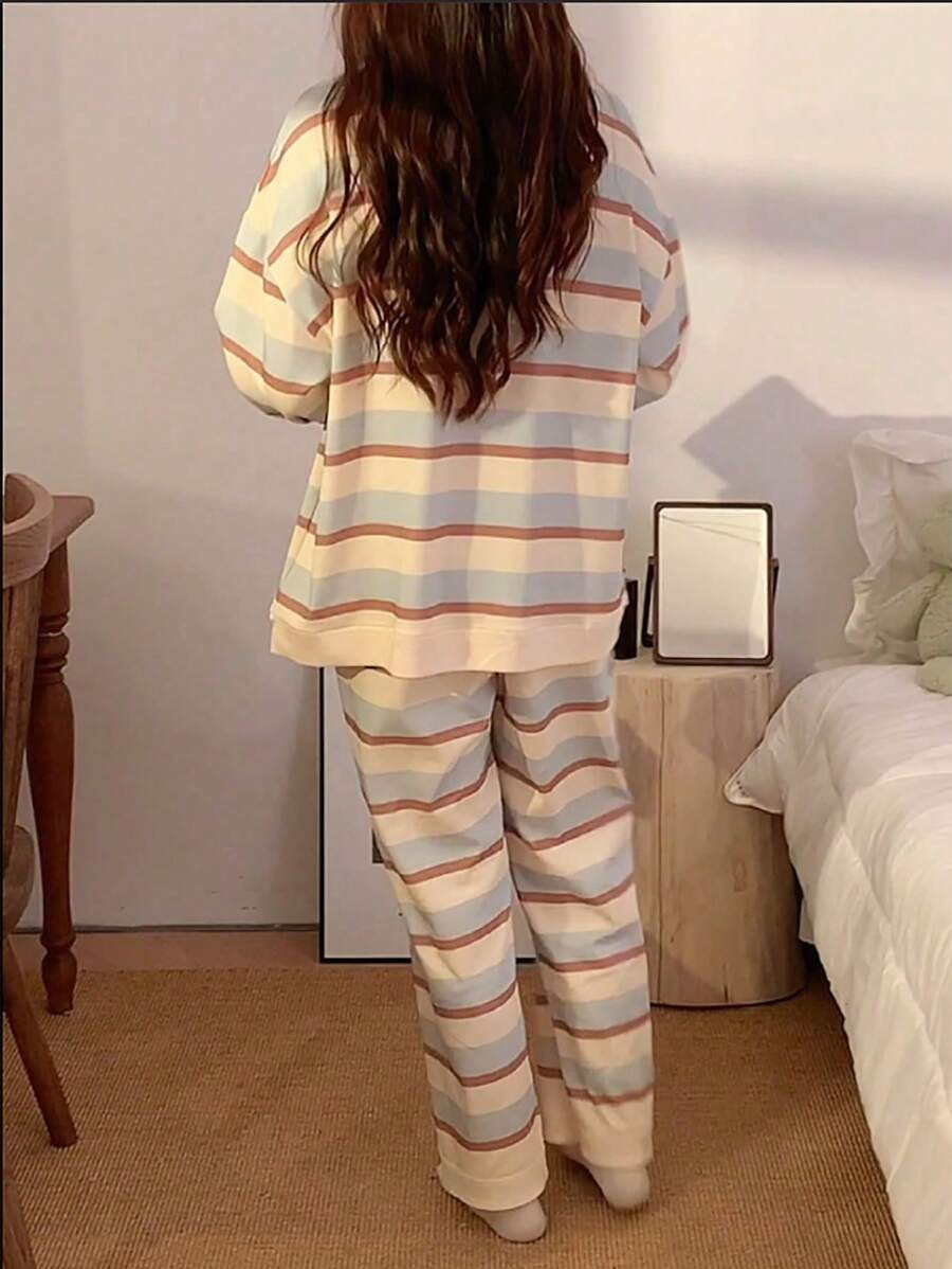 SHEIN طقم بيجامة مكون من قطعتين