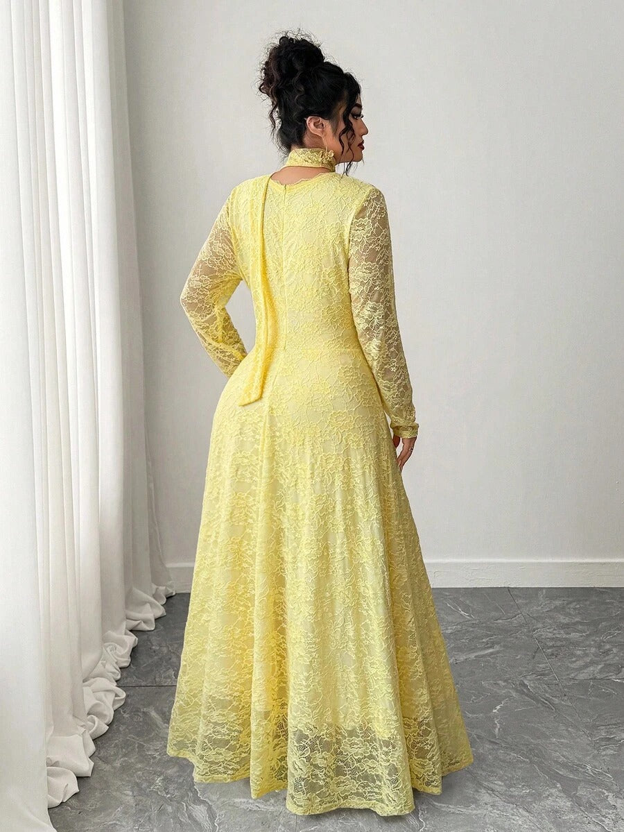 SHEIN Elenzga فستان طويل بلون أصفر للمقاسات الكبيرة