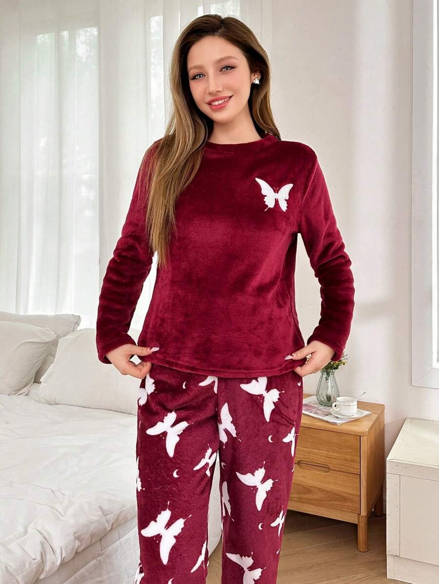 SHEIN طقم بيجامة فلانيل بطبعة فراشات
