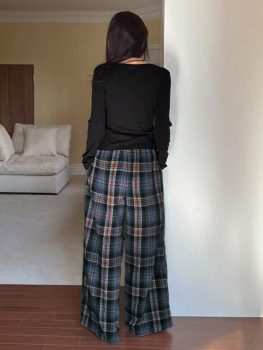 SHEIN DAZY طقم بيجامة كاجوال