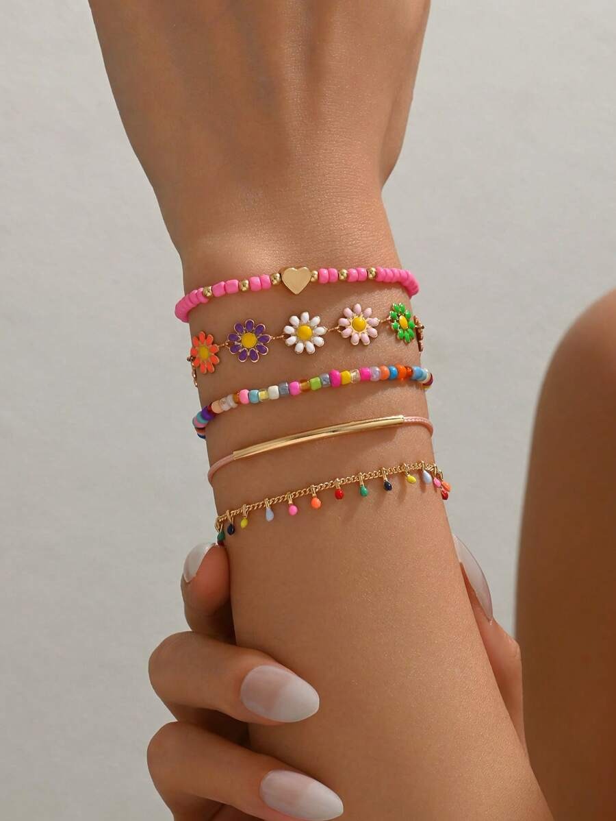 SHEIN طقم 5 أساور زهور الأقحوان خرز وزيتية