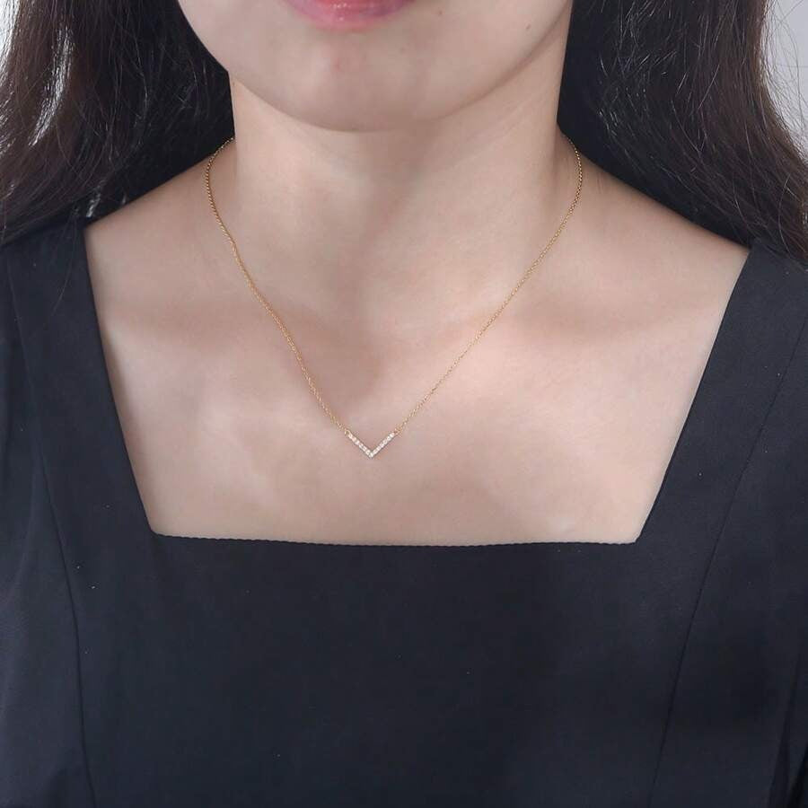 SHEIN عقد ترقوة بسيط من الفولاذ مع الراين