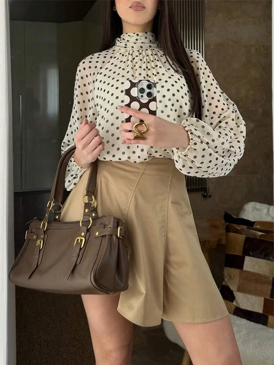 SHEIN بلوزة نسائية أنيقة باللون البيج بنقاط بولكا وشريط عنق