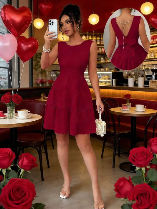 SHEIN Elenzga فستان نسائي عنابي بسلسلة لؤلؤ بدون أكمام