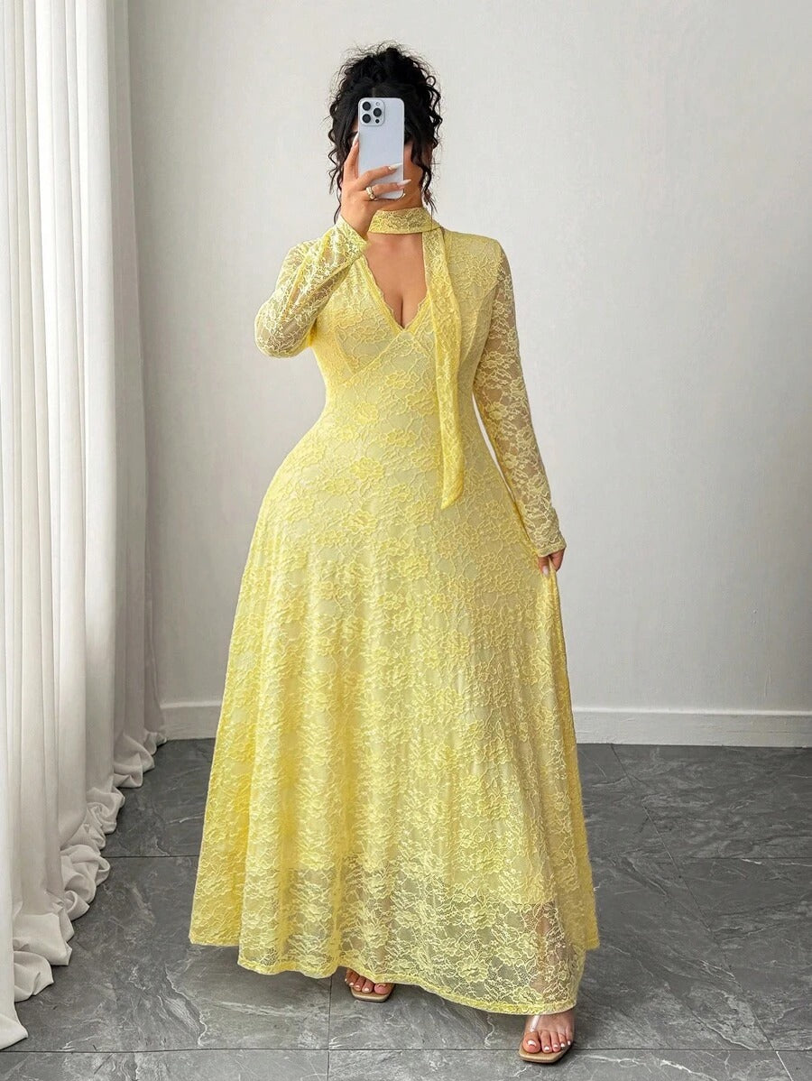 SHEIN Elenzga فستان طويل بلون أصفر للمقاسات الكبيرة