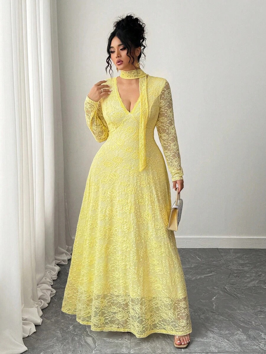 SHEIN Elenzga فستان طويل بلون أصفر للمقاسات الكبيرة