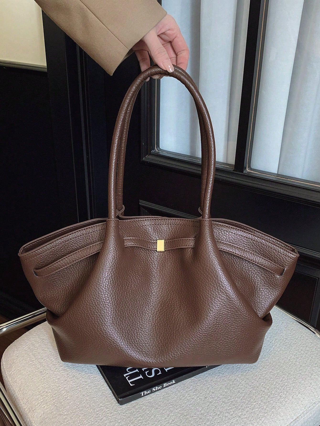 SHEIN حقيبة كتف نسائية جلدية عصرية