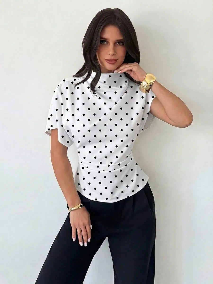 SHEIN Firerie بلوزة صيفية أنيقة منقطة بالأبيض والأسود بياقة وخصر مكشكشين وأكمام غير متماثلة