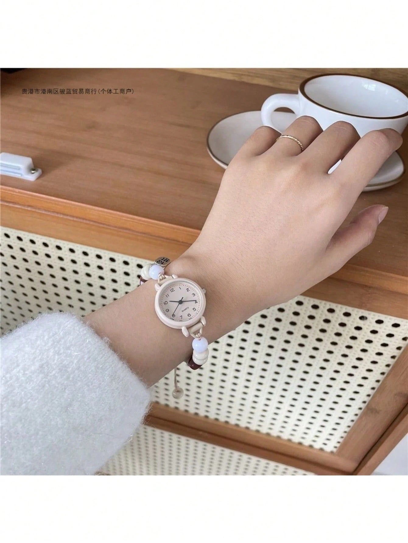 SHEIN ساعة نسائية كوارتز بسيطة بقرص صغير وسوار مخرز