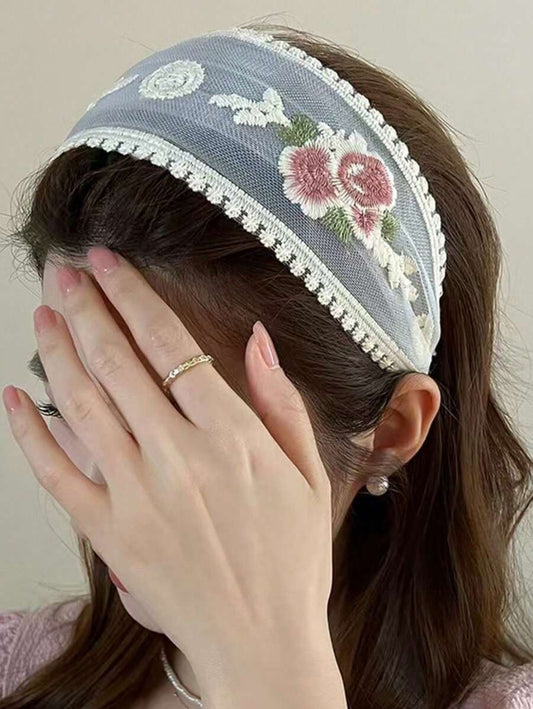 SHEIN طقم 3 عصابات رأس بتطريز ورد مزينة باللؤلؤ