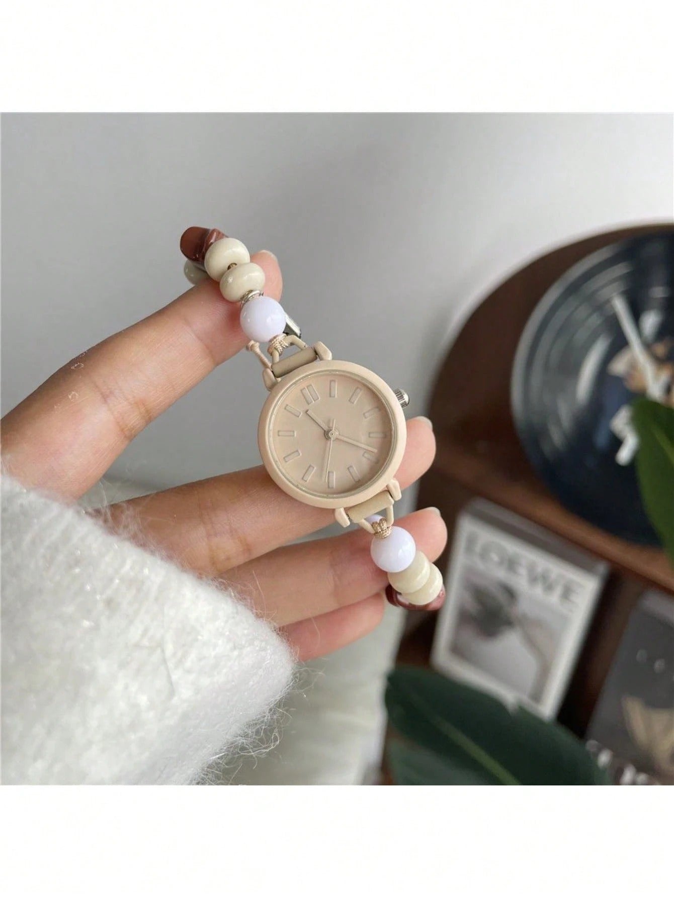 SHEIN ساعة نسائية كوارتز بسيطة بقرص صغير وسوار مخرز