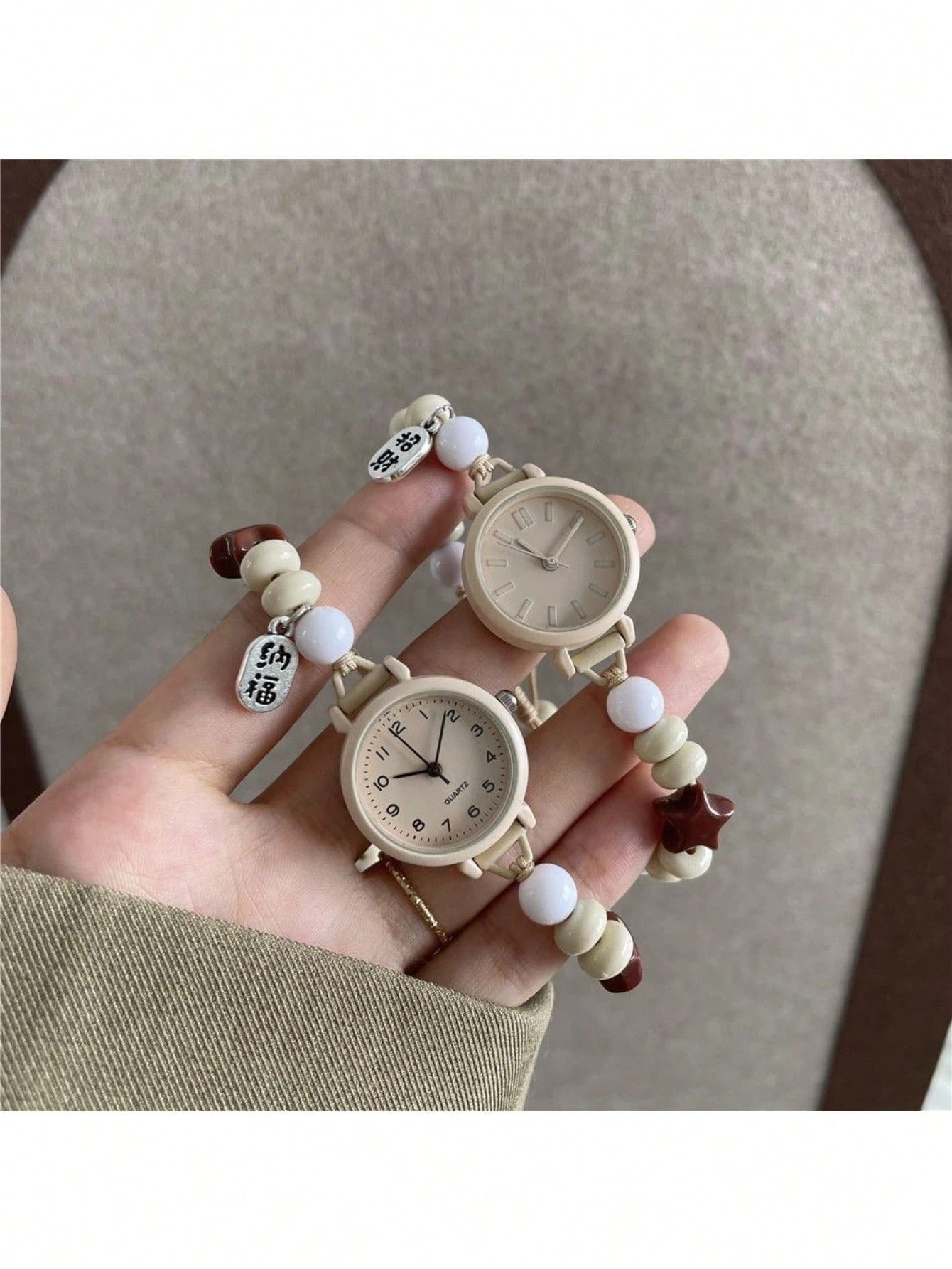 SHEIN ساعة نسائية كوارتز بسيطة بقرص صغير وسوار مخرز