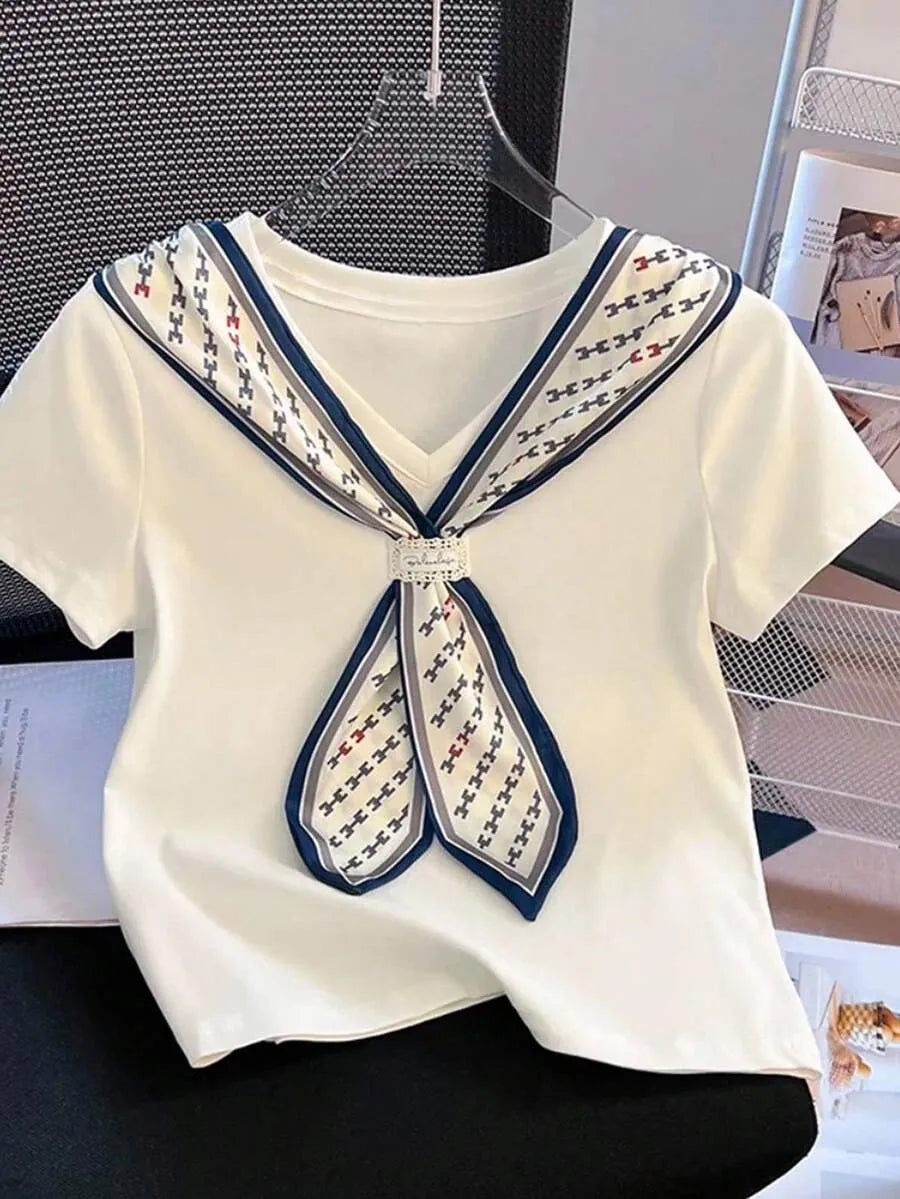 SHEIN Franclia بلوزة نسائية قصيرة الأكمام بياقة ورباط خلفي بلون أبيض