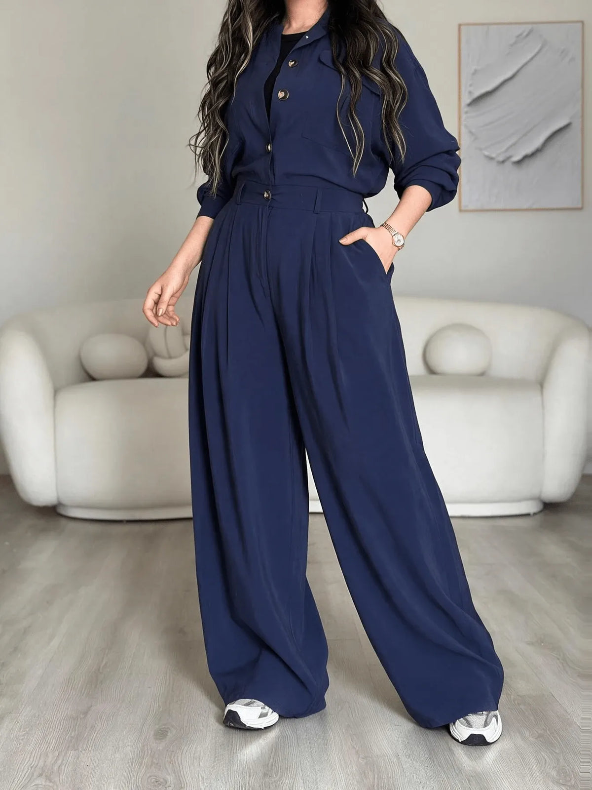 SHEIN جمبسوت كارجو نسائي بخصر محدد وساق واسعة وياقة قميص بلون أزرق غامق