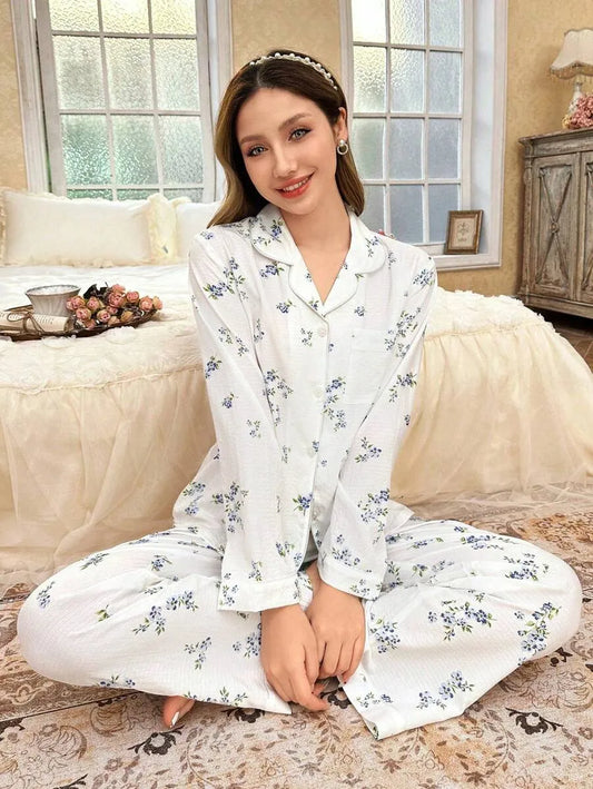SHEIN Dream Adore طقم بيجامة قطعتين بأكمام طويلة وبنطلون بطبعة زهور بلون أبيض