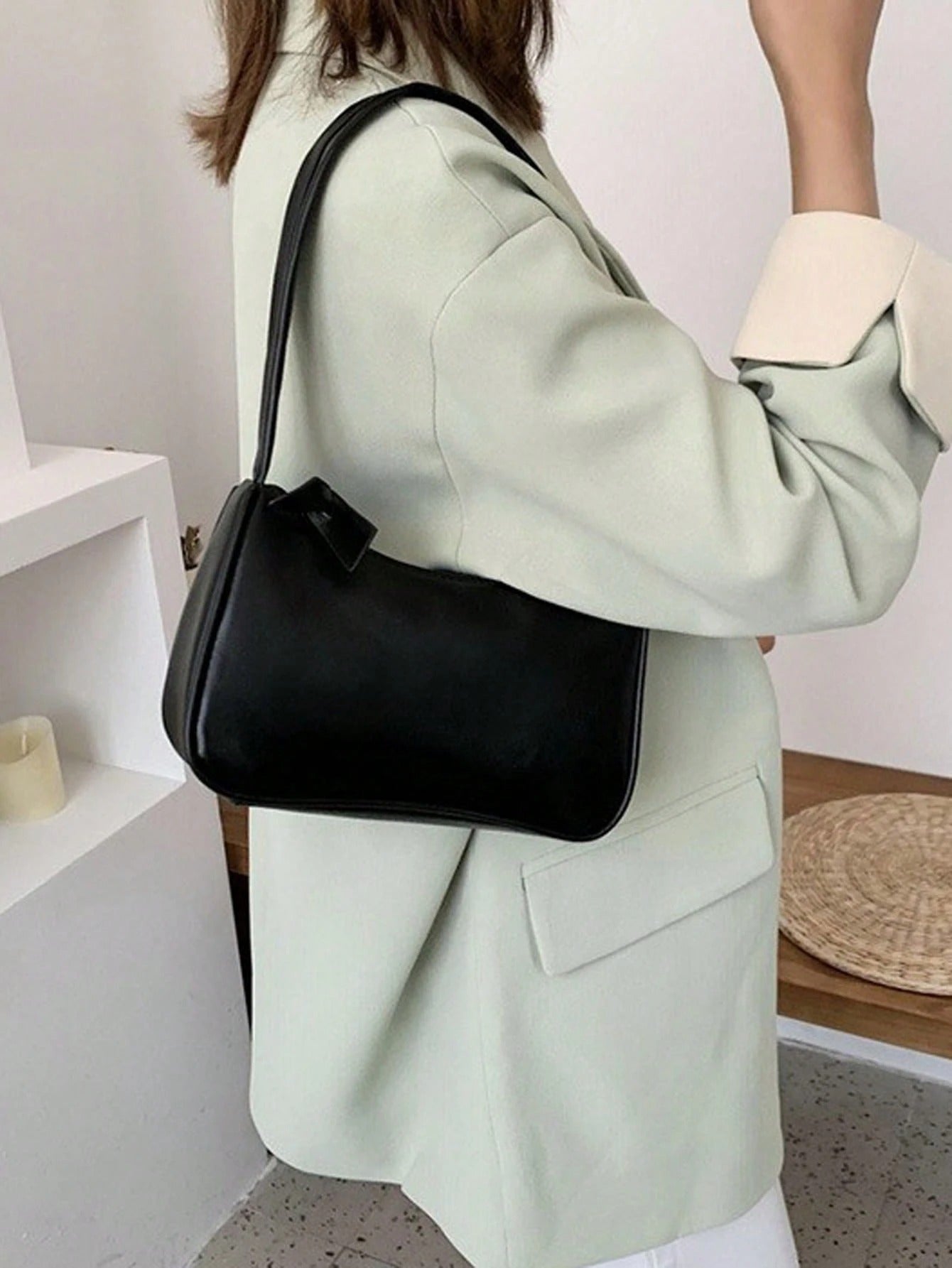 SHEIN حقيبة كتف صغيرة بلون أسود جلد كاجوال بسحاب