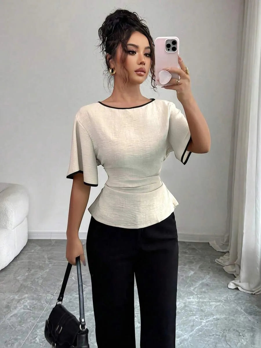 SHEIN Siren Gaze توب قطن 100% بأكمام قصيرة وتريم تباين الخصر