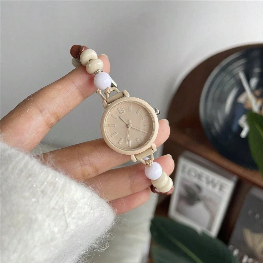 SHEIN ساعة نسائية كوارتز بسيطة بقرص صغير وسوار مخرز