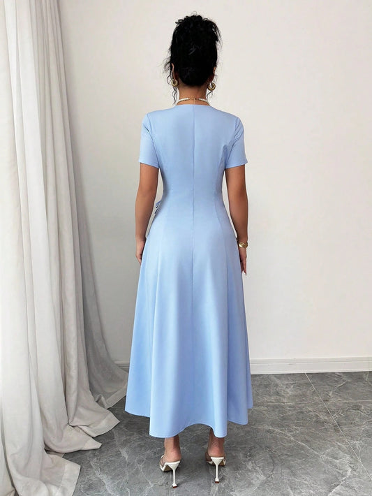 SHEIN Rafferiza فستان ماكسي أزرق بأكمام قصيرة وياقة مربعة وزخرفة فيونكة