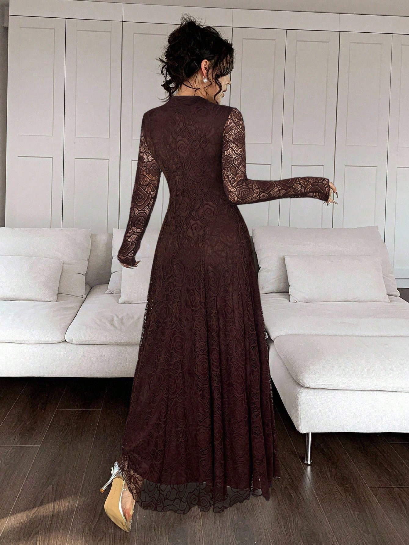 SHEIN Modelyn فستان أنيق من الدانتيل