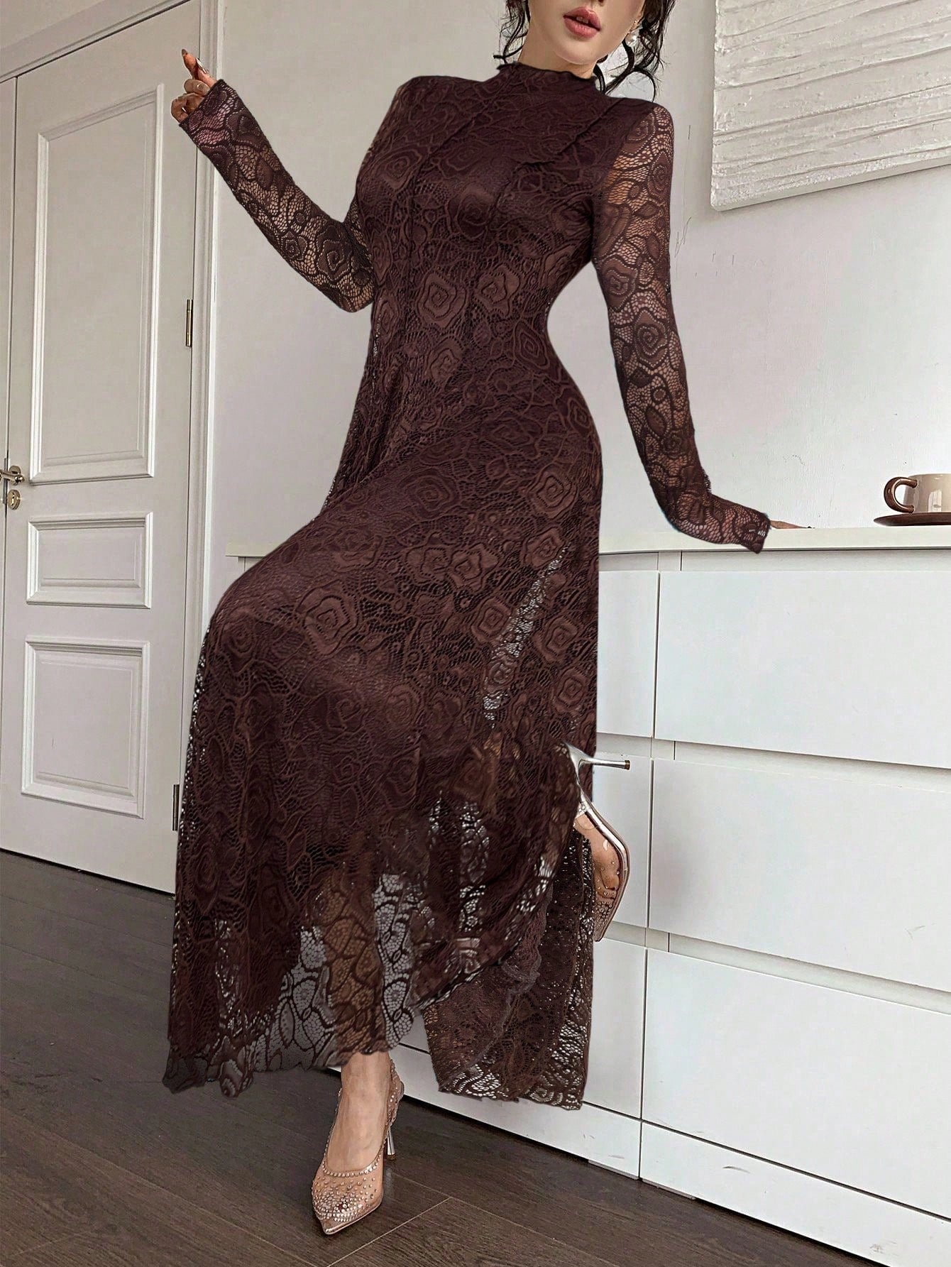 SHEIN Modelyn فستان أنيق من الدانتيل