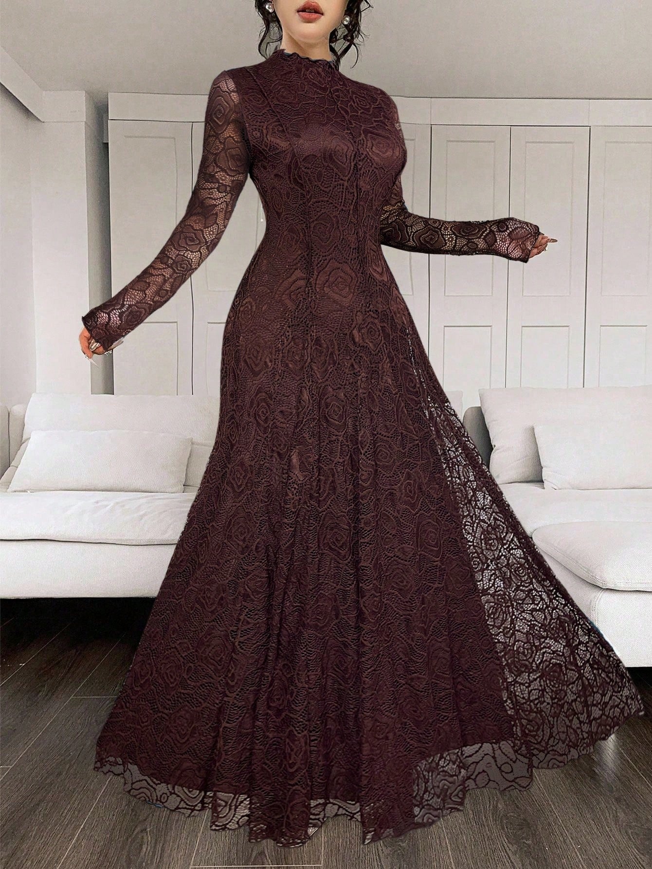 SHEIN Modelyn فستان أنيق من الدانتيل
