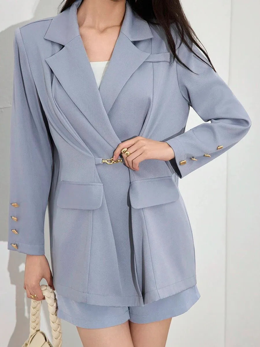 SHEIN Clasi بليزر فضفاض مزدوج الصدر بياقة كلاسيكية وأزرار أمامية بلون أزرق