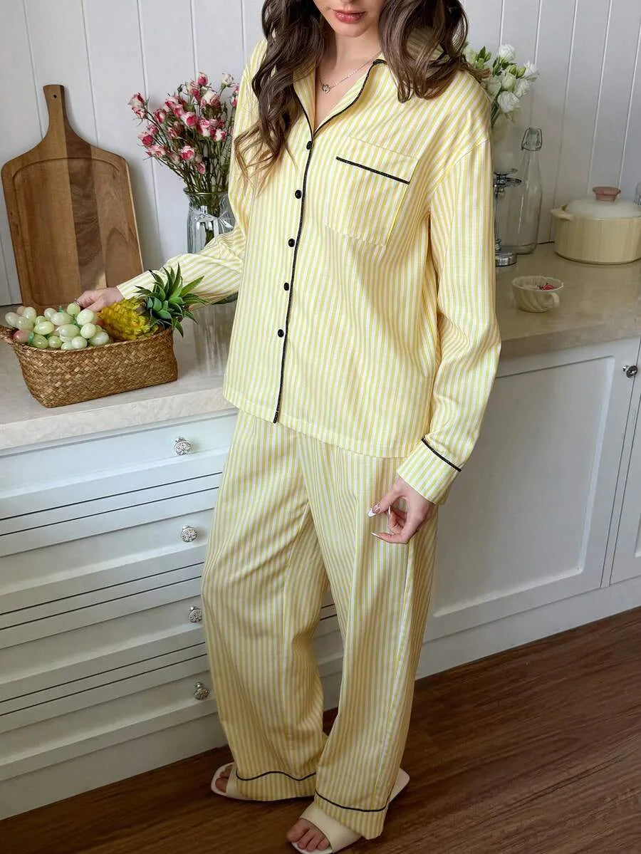 SHEIN Snug Reverie طقم بيجامة قطعتين مخطط بأكمام طويلة وياقة بلون أصفر