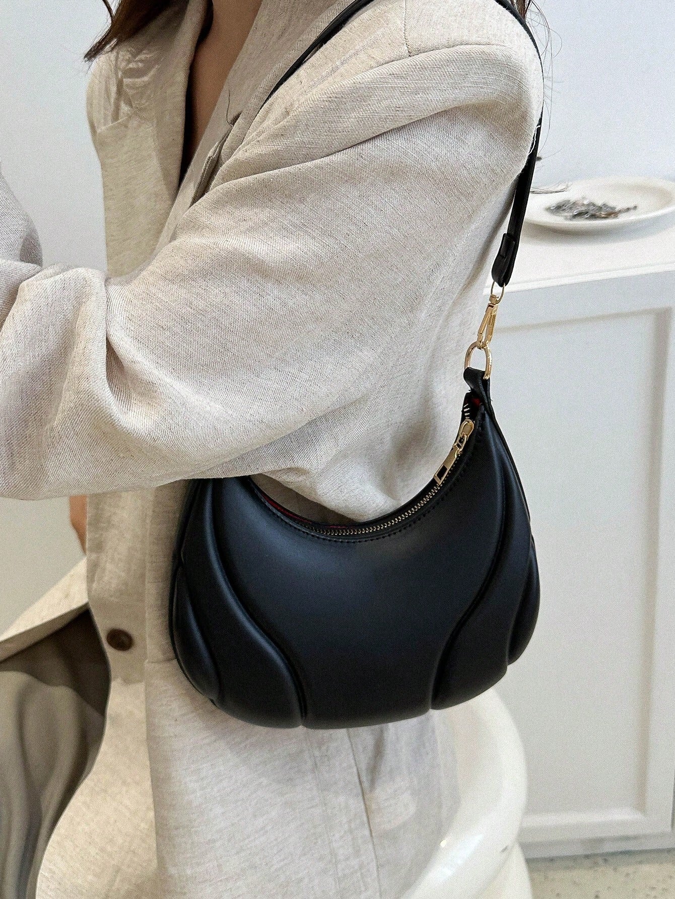 SHEIN حقيبة كاجوال للنساء بطراز فرنسي 2024 أنيقة