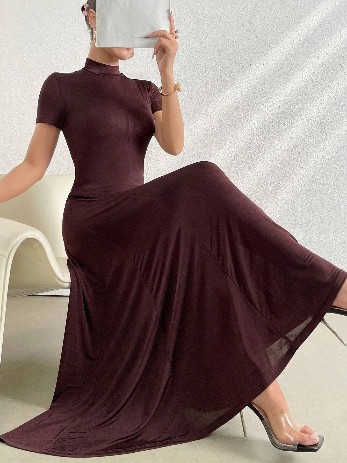 SHEIN Seusyu فستان نسائي بأكمام قصيرة بلون سادة يومي