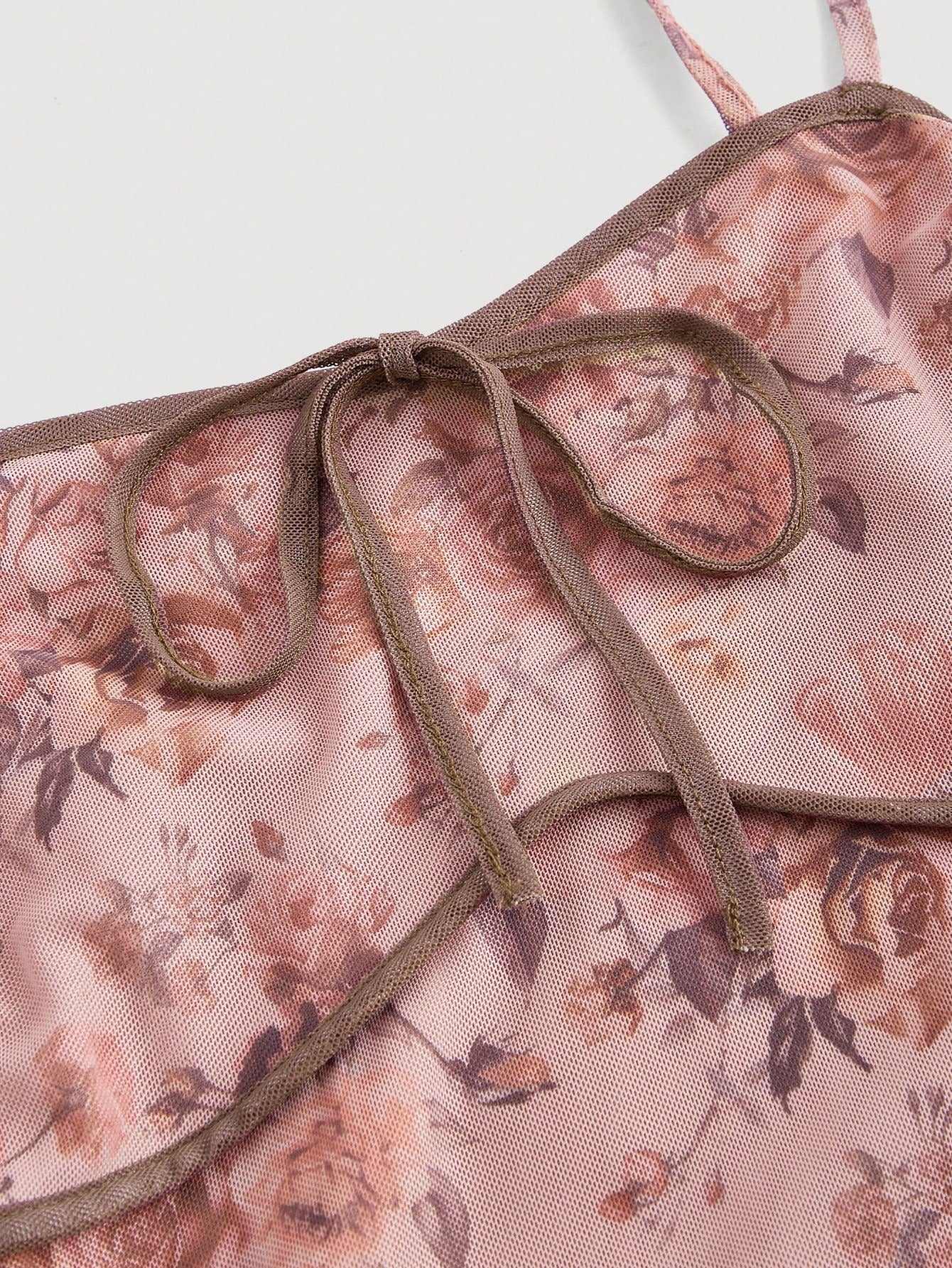 SHEIN MOD فستان ميدي مطبوع بالورود مكشوف الكتف