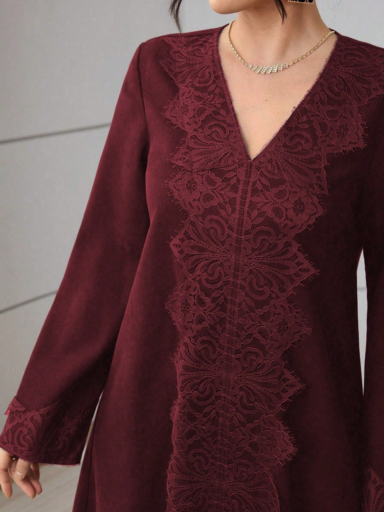 SHEIN Al Najma فستان كاجوال بتطريز دانتيل أخضر زيتوني طراز عربي