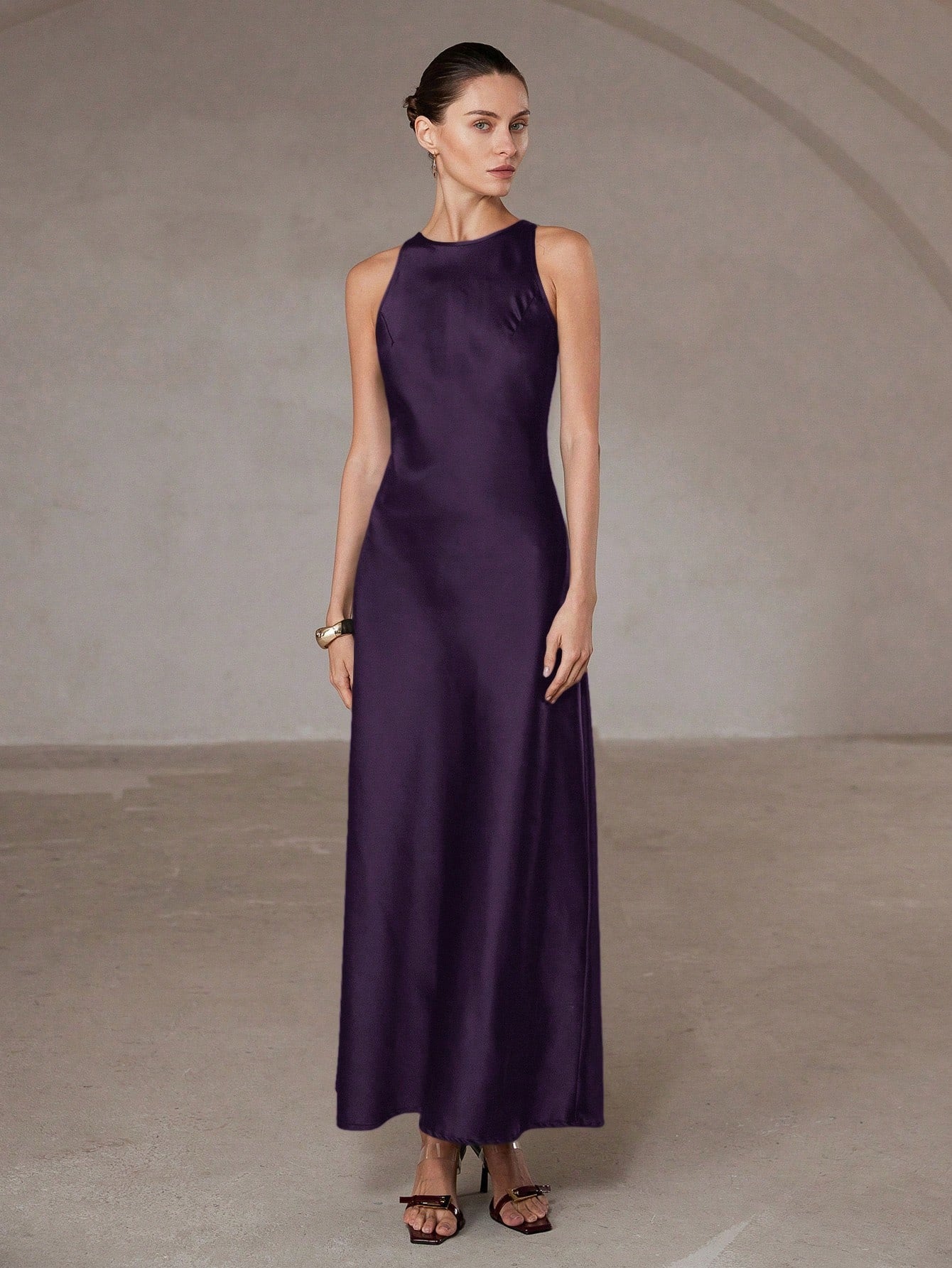 SHEIN Aveloria Modichic فستان ساتان غير متماثل بدون أكمام